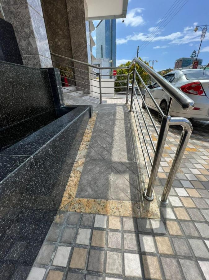 Nova Hotel Мири Экстерьер фото