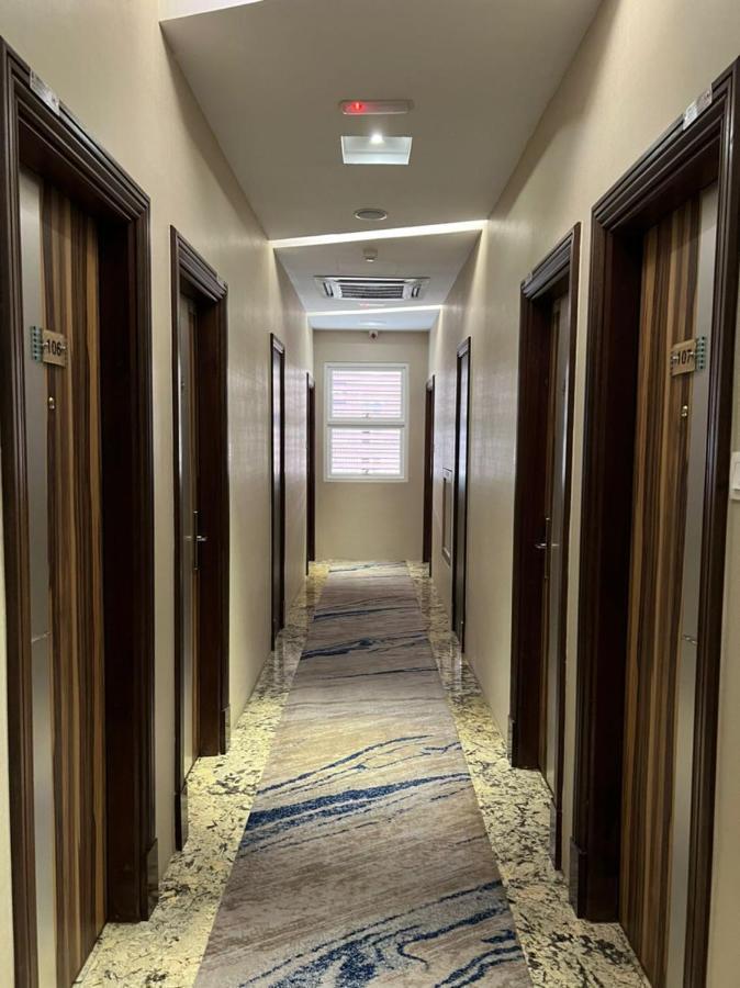 Nova Hotel Мири Экстерьер фото