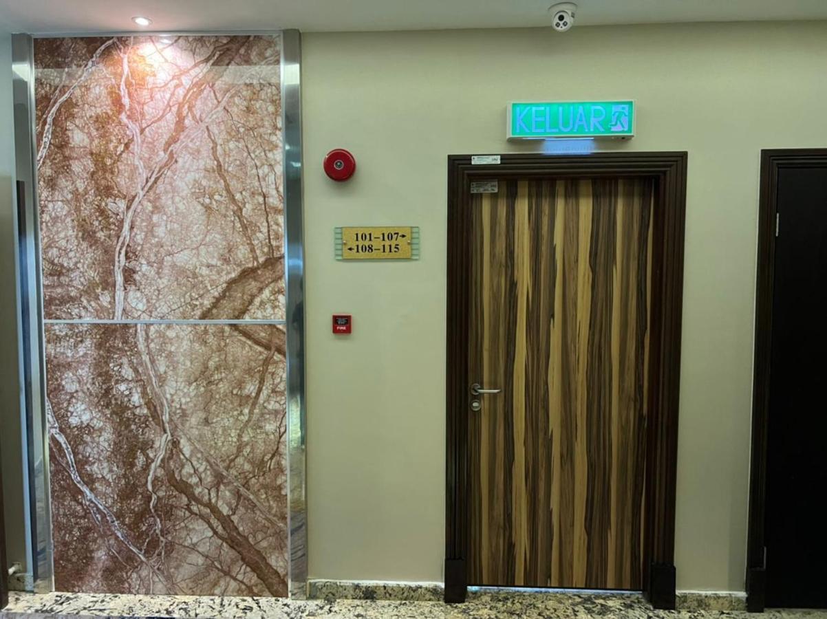 Nova Hotel Мири Экстерьер фото