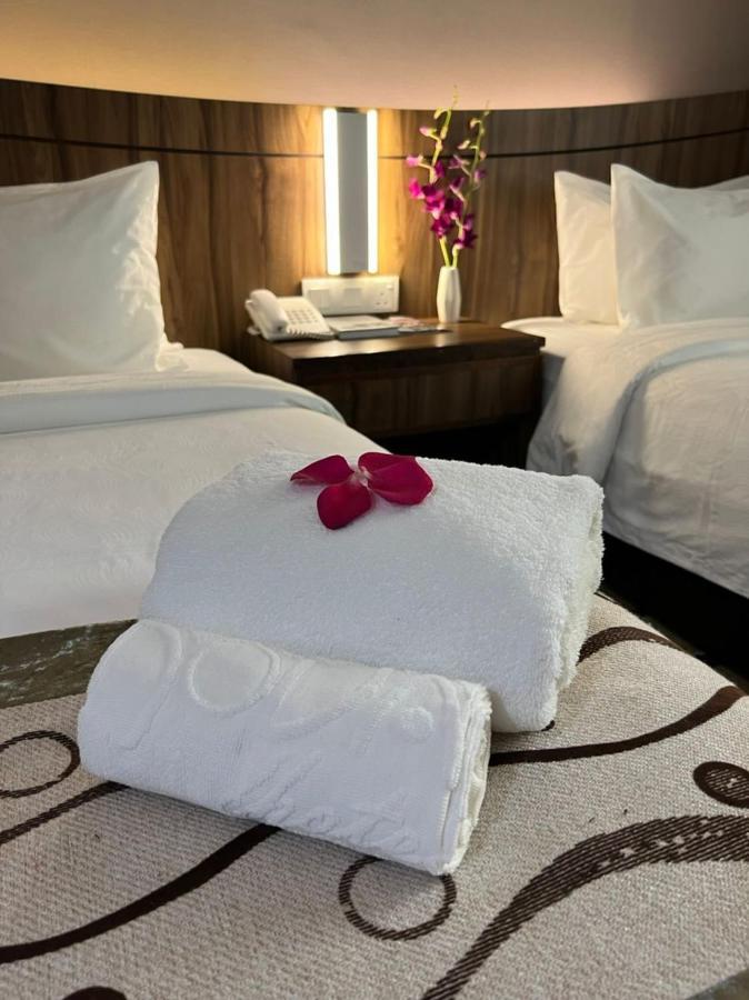 Nova Hotel Мири Экстерьер фото